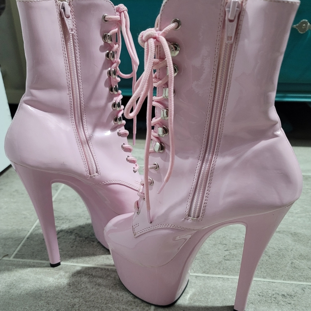 Pleaser SKY 1020 Baby Pink platform heels